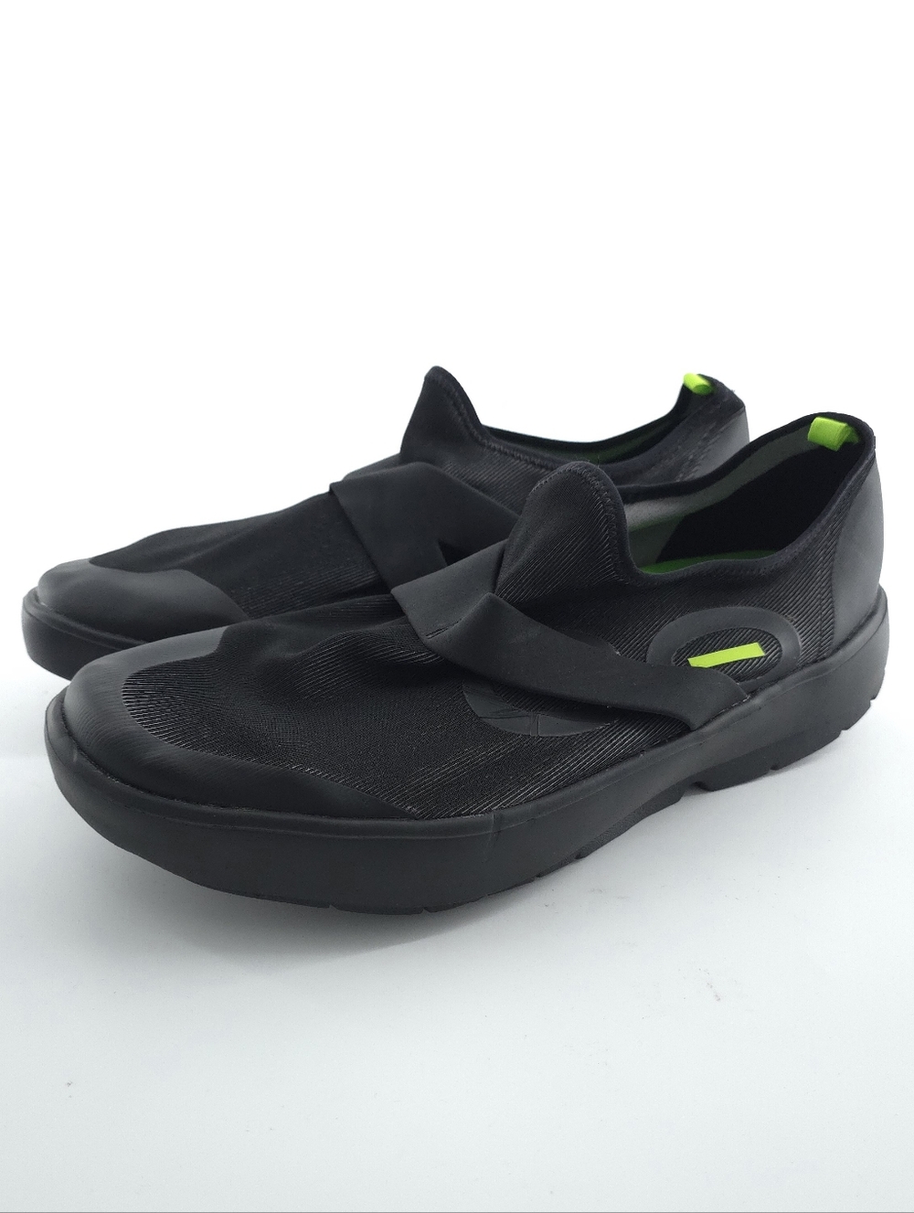 OOFOS Mens Black OOmg Low Mesh Walking Slip-On Shoes Size US 12 EU 45